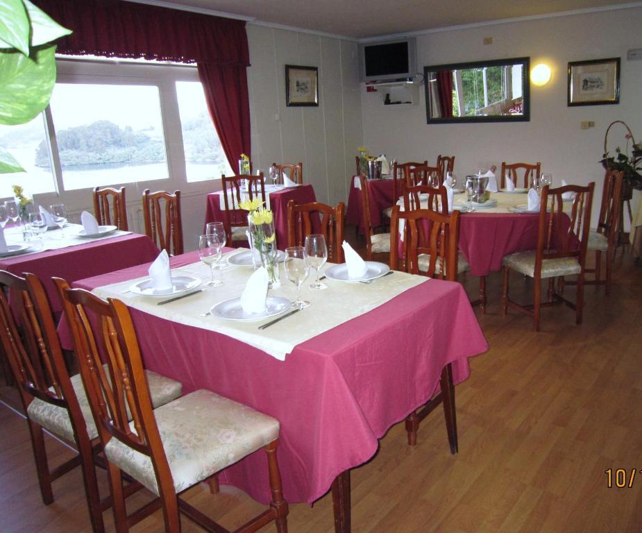 Hotel Santo Apostol Redondela Bagian luar foto