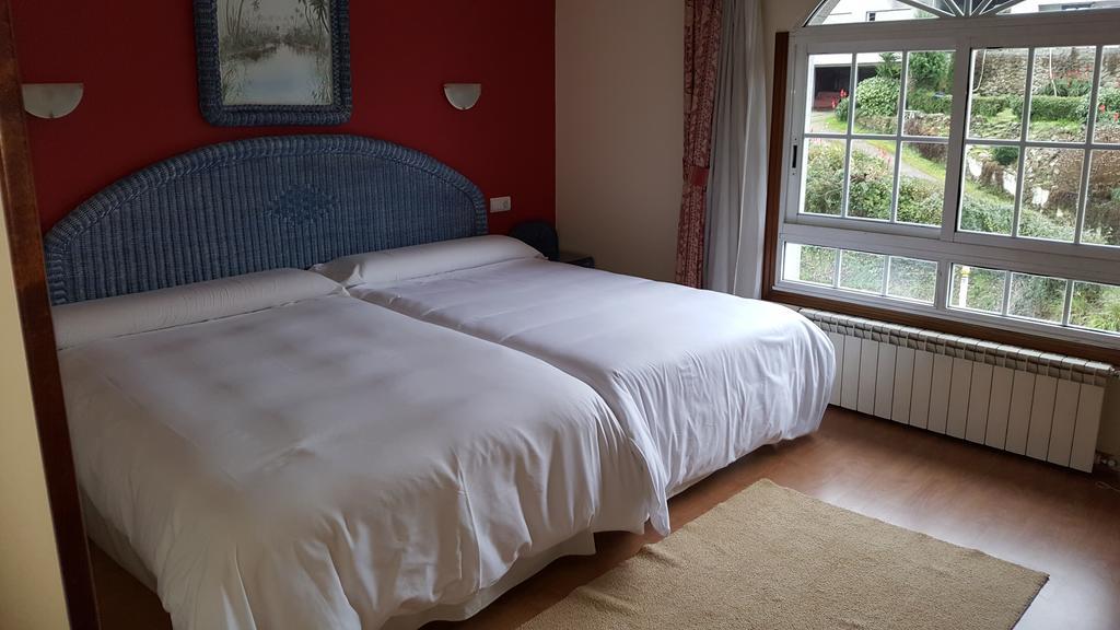 Hotel Santo Apostol Redondela Bagian luar foto